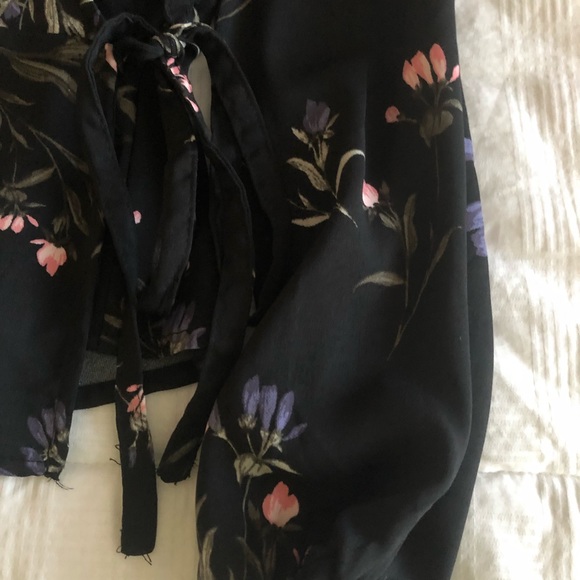 Dynamite Floral Peplum Blouse with Side Ribbon🎀 - Picture 9 of 12